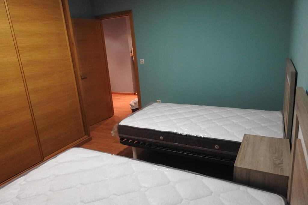 Apartamento De 4 Dormitorios En Camarinas Exterior photo